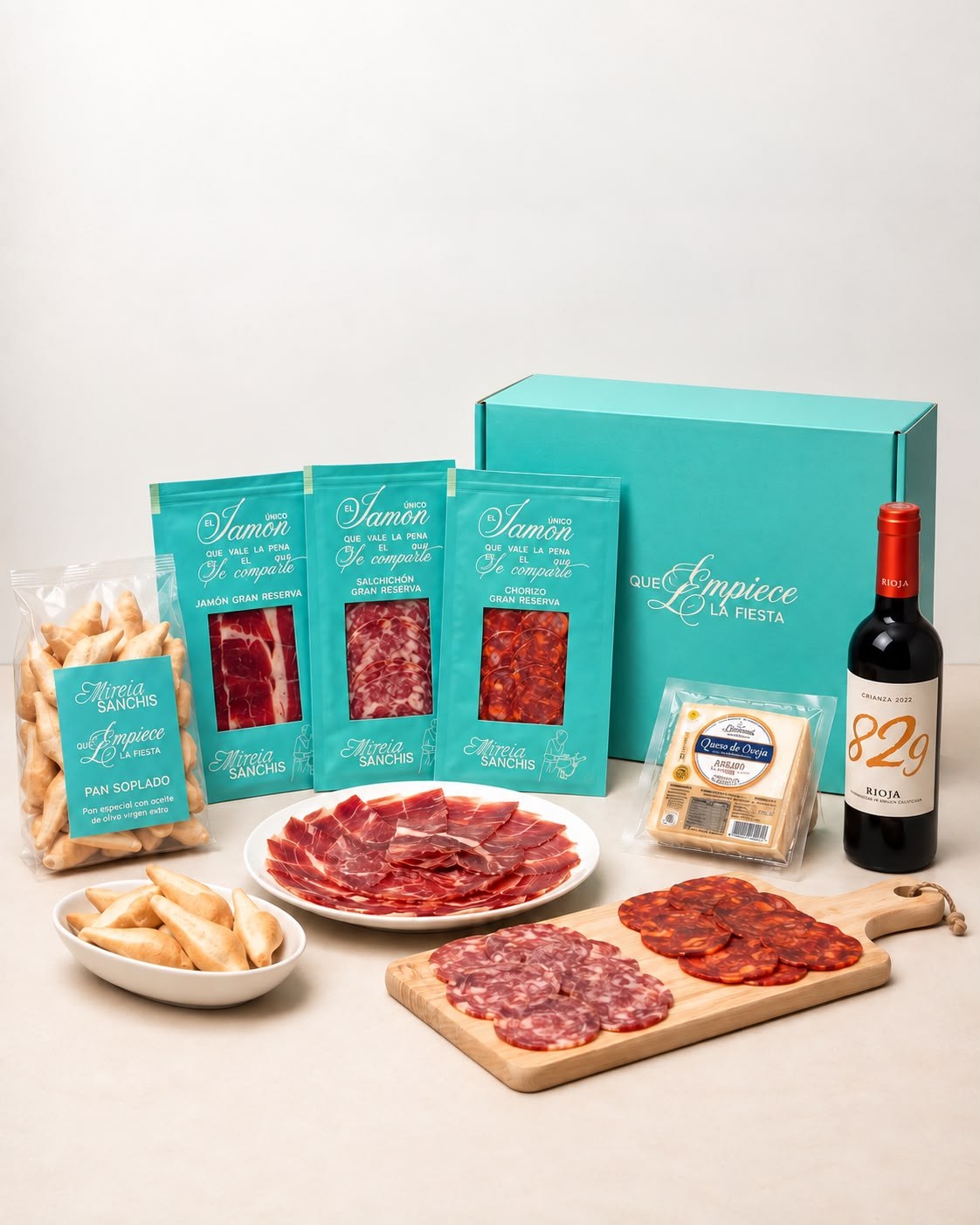 Caja Esencia Gourmet de Mireia Sanchis con todo su contenido