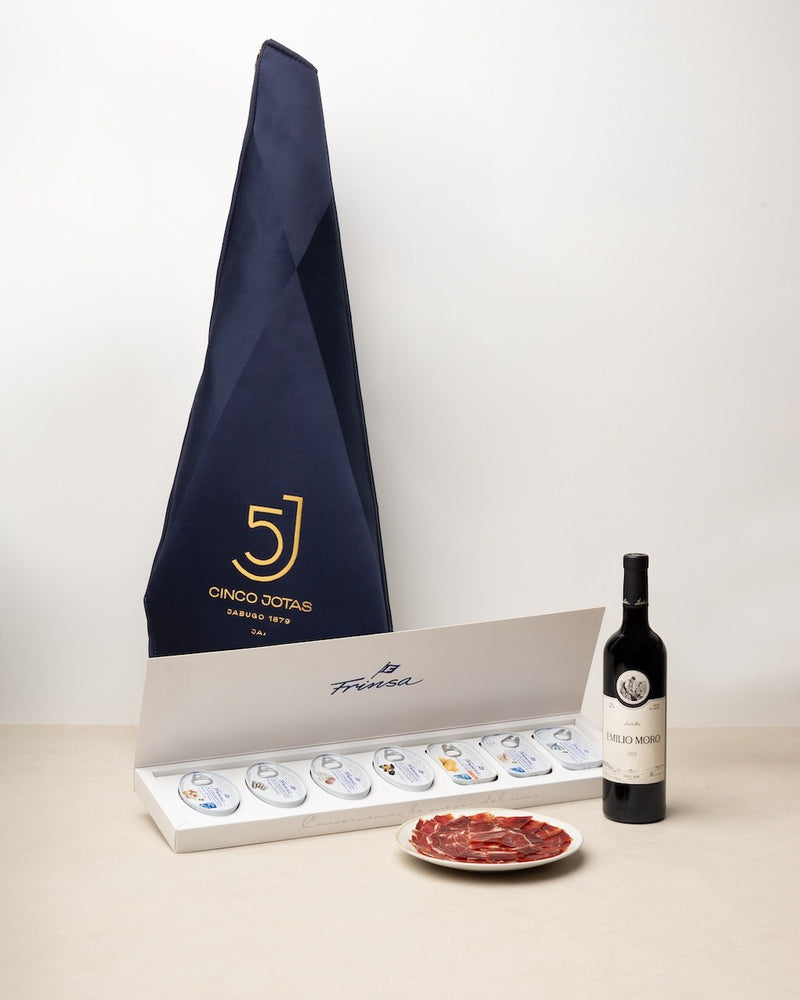 Caja Iconos Gourmet Jamón 5J + Colección Frinsa de Mireia Sanchis con todo su contenido