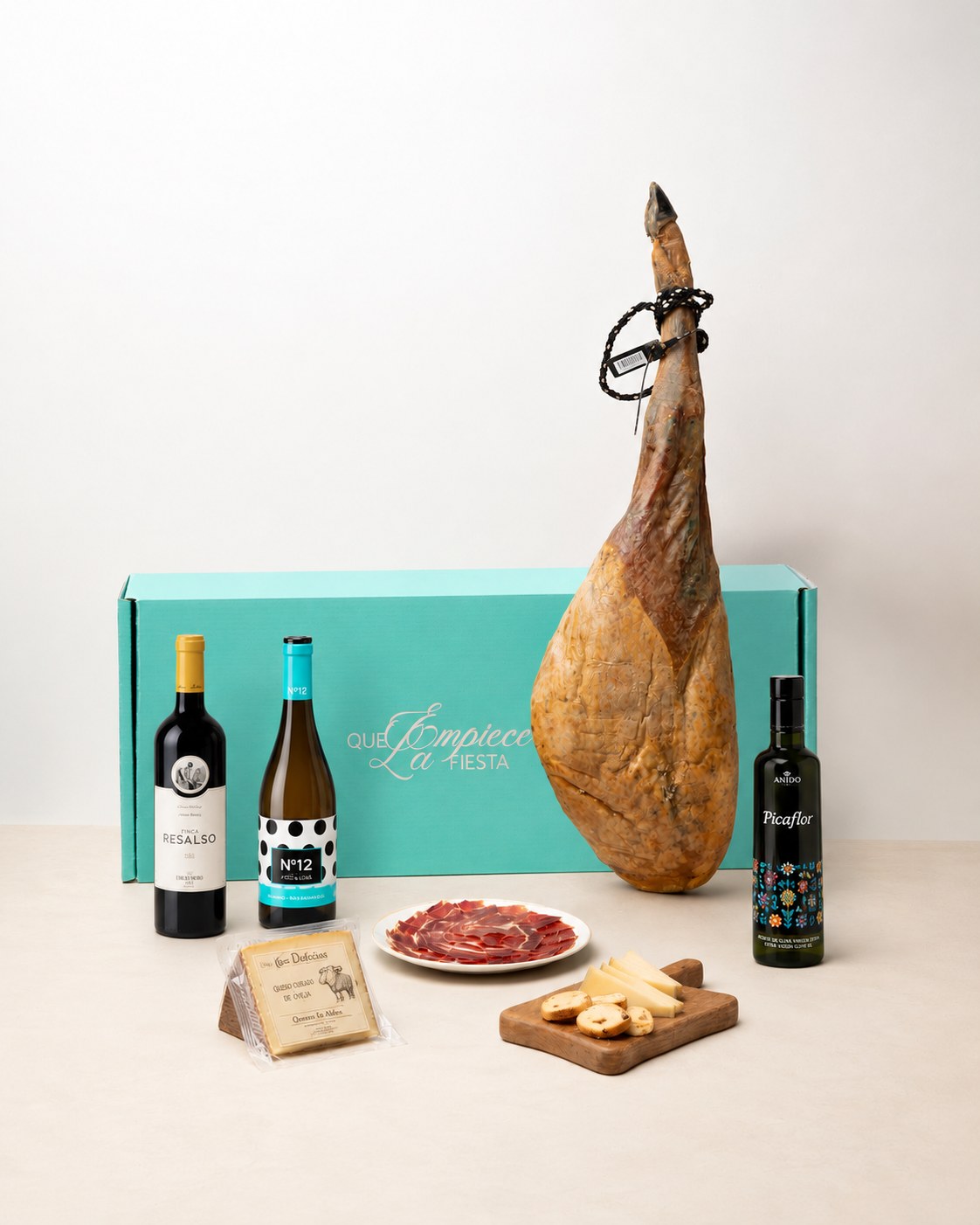 Caja Jamón Ibérico de Mireia Sanchis con todo su contenido
